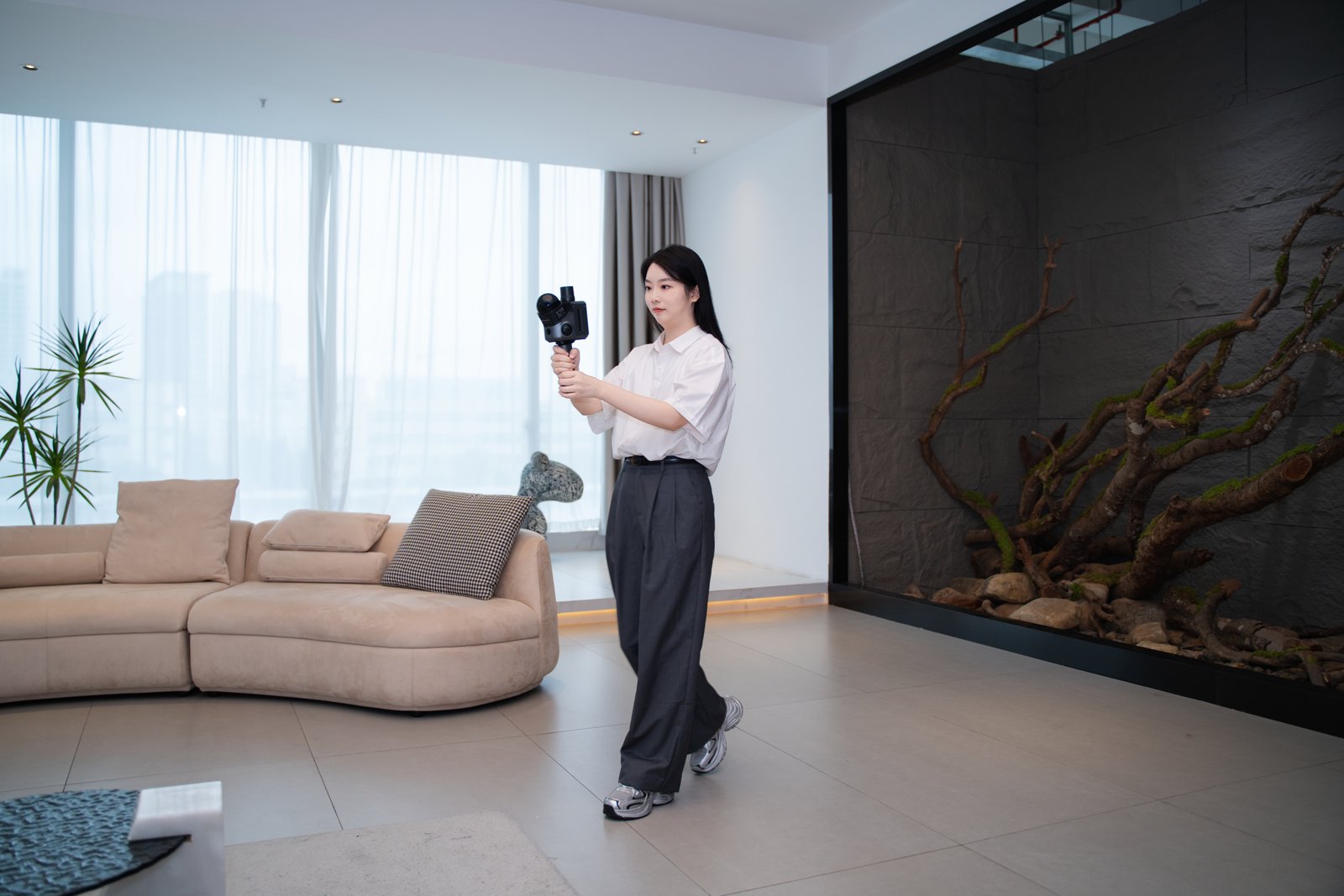 Capturing a room interior with the handheld 3DMakerPro Hawk LiDAR scanner