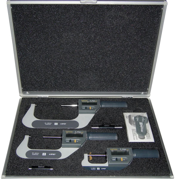 Fowler 0–4 inch Bluetooth Rapid-Mic electronic micrometer set in case on a white background